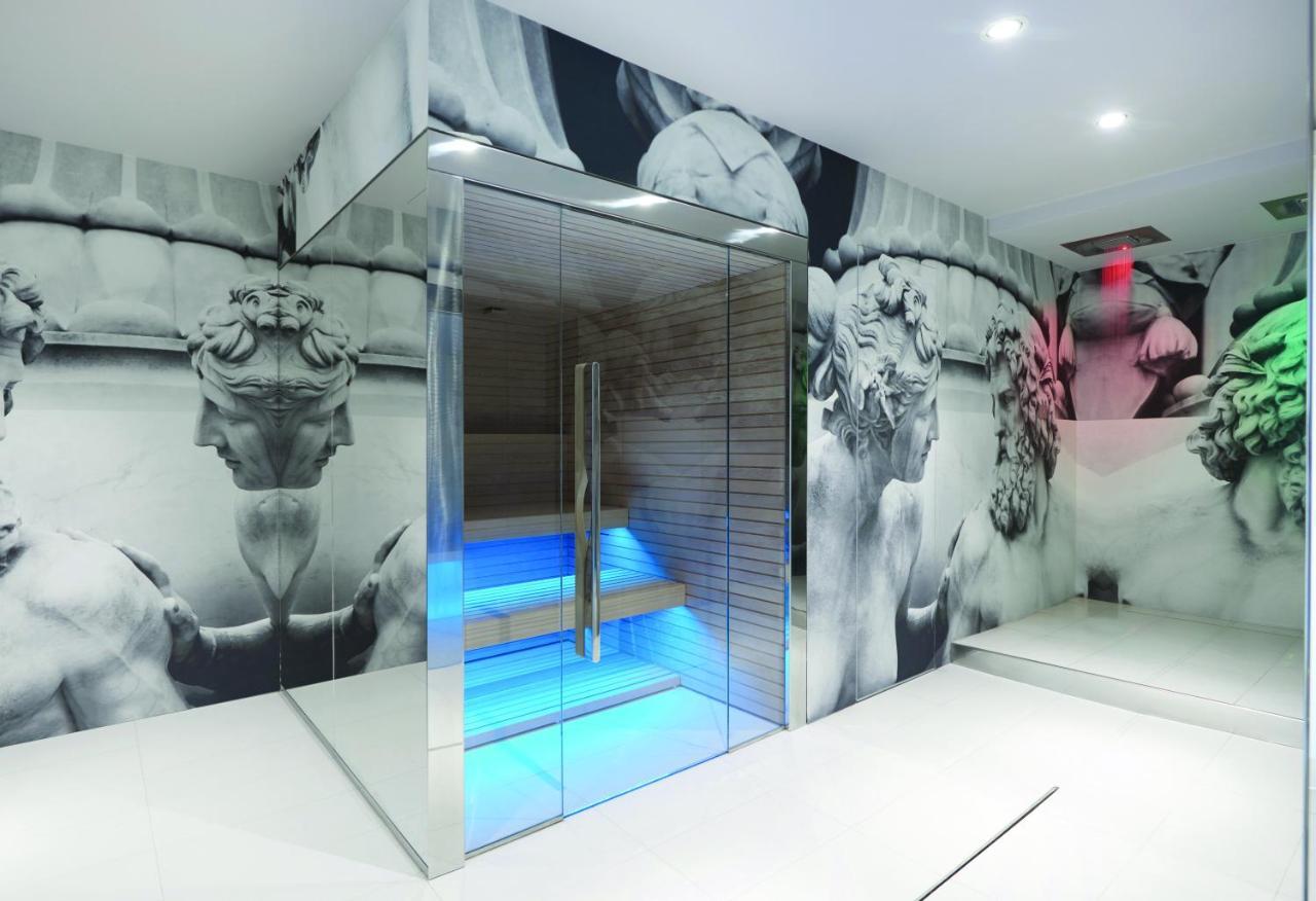 Youme Design Place Hotel Triëst Buitenkant foto